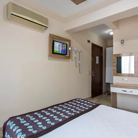 Hotel Aslan Hotel 2*