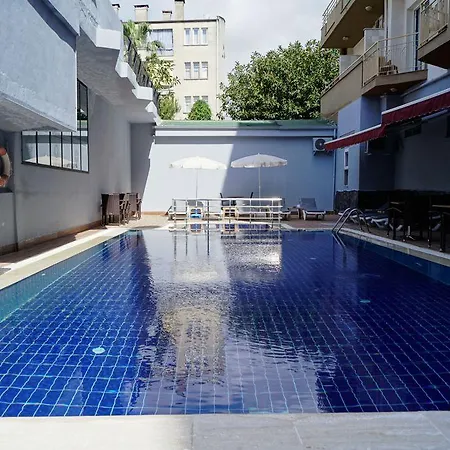 Aslan Otel 2*
